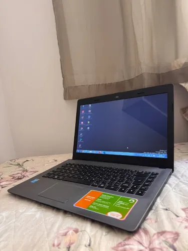 Notebook Positivo Premium XR7150 Intel Core i3 4GB 500GB