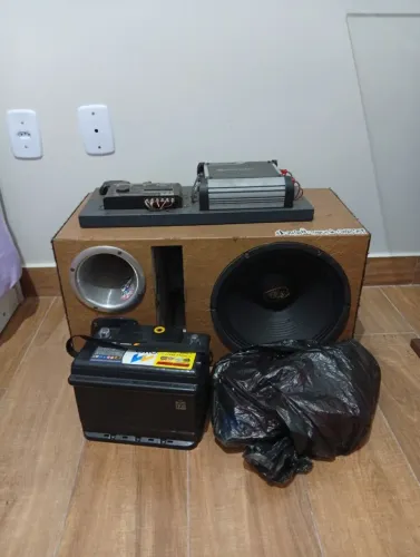 Caixa trio 