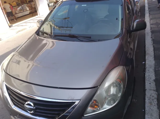 Nissan Versa SV 1.6 16V Flex Fuel 4P Mec. 2013