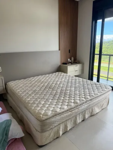 Cama king size