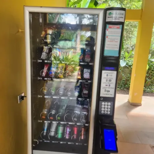 Necta Snakky 6 c/ Sistema de Pagamento Incluso - Campinas