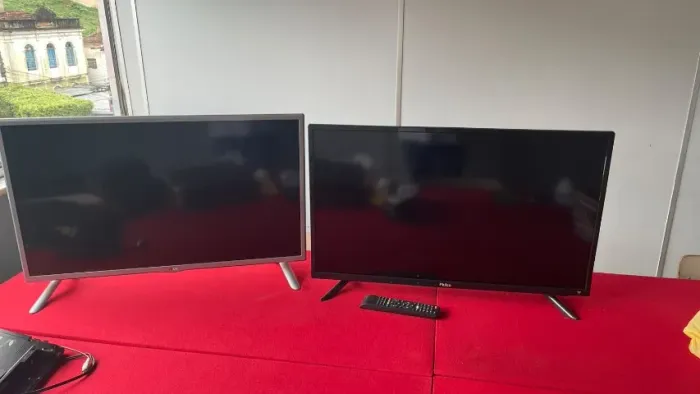2(duas) TV 32 para Conserto ou Retirada de peças
