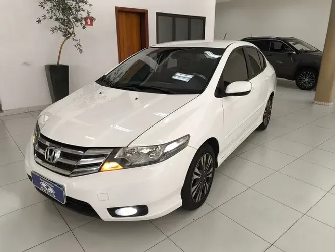 Honda City Sedan LX 1.5 Flex 16V 4P Aut. 2014