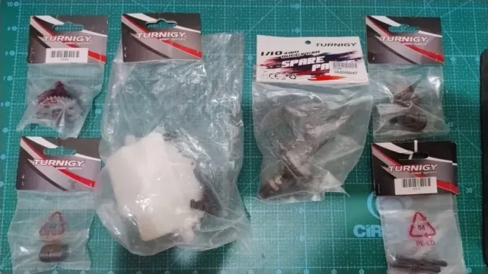 Lote de 12 peças Turnigy 1/10