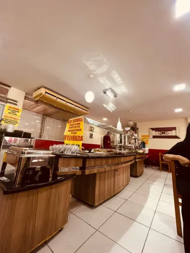 Vagas Cozinheira(o) com experiência em carteira 