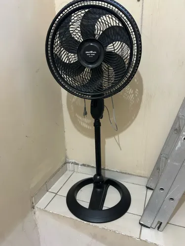 Ventilador de coluna Britânia BVT450 Maxx Force 160W,