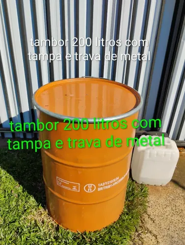 Tambores de 200 litros com tampa