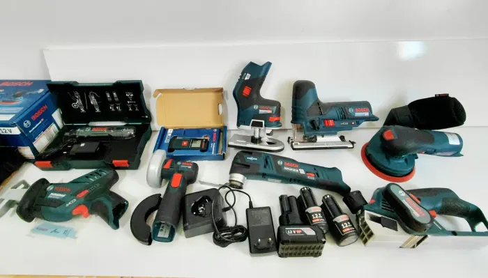 Bosch Conj. Ferramentas à Bateria 12V