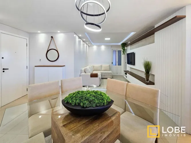 Apartamento Semimobiliado na Rua Marechal Deodoro com Vista e Infraestrutura Completa