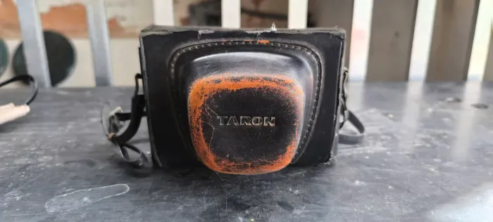 Câmara analógica Taron
