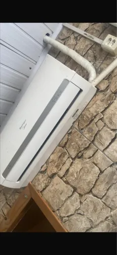 Ar-condicionado Split Springer Midea 9.000 BTUs Quente e Frio
