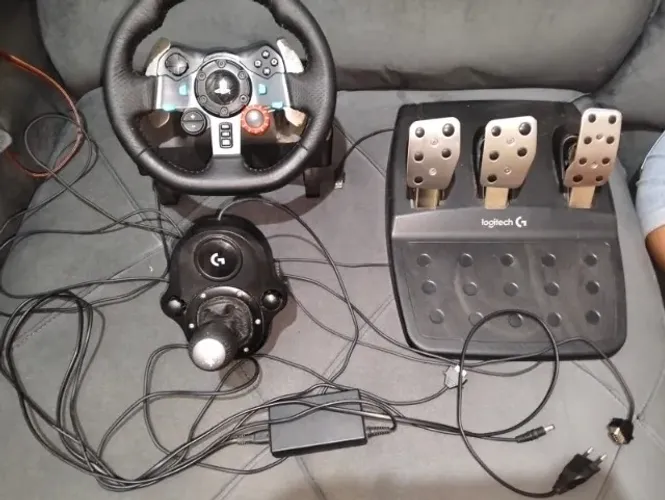 ? Logitech G29 + Câmbio H-Shifter - Excelente Estado!