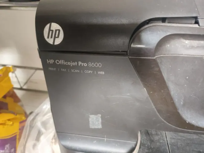 Impressora multifuncional HP pro officejet 8600 ( com defeito)