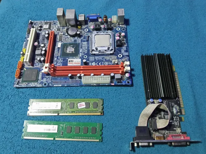Kit Upgrade Semp Toshiba (STI) - Placa Mãe + CPU + RAM DDR3