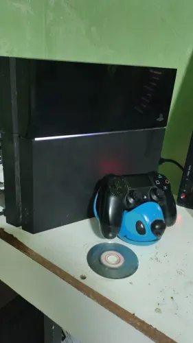 PlayStation 4 Fat 500GB + 1 Controle + Cabos (Funcionando Perfeitamente)