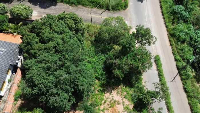 Terreno Urbano 586m² | Vila Residencial de Minaçu - Minaçu/GO |Localização Nobre e Infraes