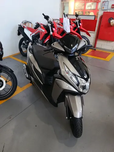 Honda elite 125