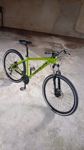 Bike absolute Nero 5 estilo ciclista (Aceito rolo em bike baixa)