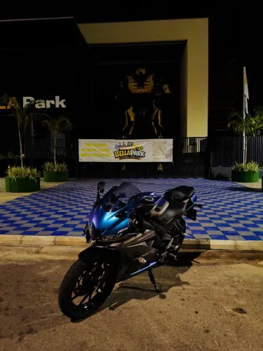 Vendo ou Troco Yamaha R15 2025 Camaleão