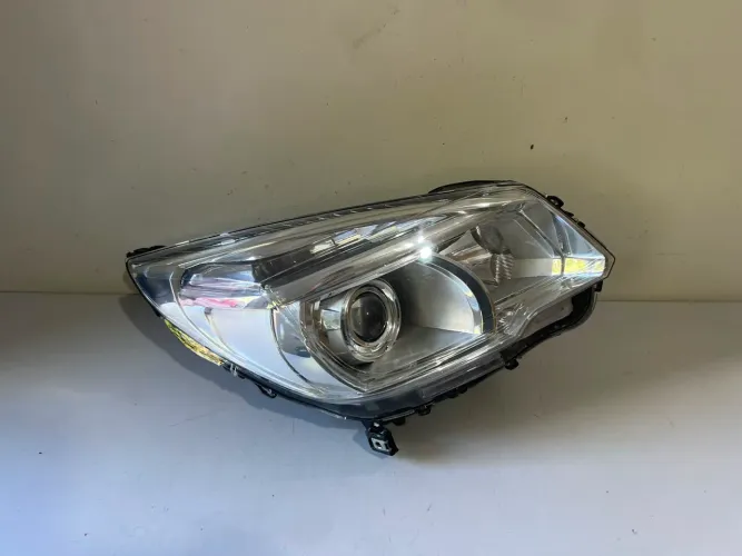 Farol direito S10 / S-10 / Trailblazer ano 2012/2013/2014/2015/2016