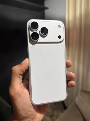 Iphone 17 Pro Max 256GB Silver /NUNCA USADO/ 1 ANO GARANTIA/PARCELO 12x / TROC
