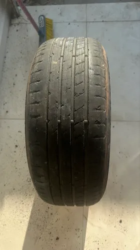 Vende um pneu semi novo 205/55 R16