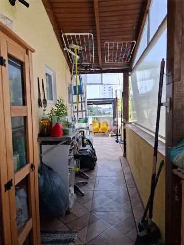 Casa comercial à venda ou para alugar com 530 m² em Alto da Lapa, São Paulo