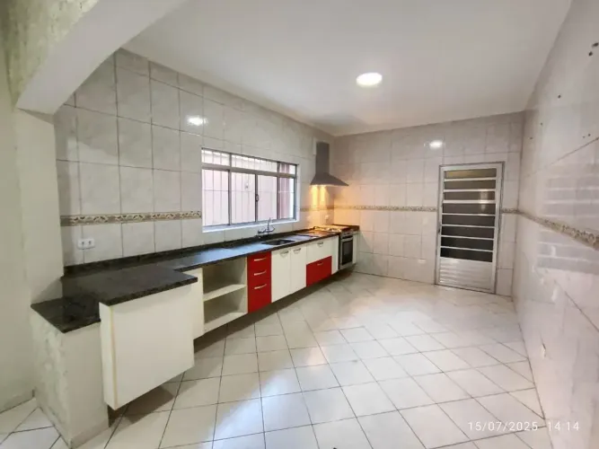 Sobrado com 260m², Área Gourmet de 75m² e Aceita Permuta | Residencial União