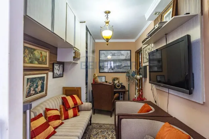 Apartamento 2 Quartos, com armários planejados e recém reformada á venda no Riacho Fundo 1