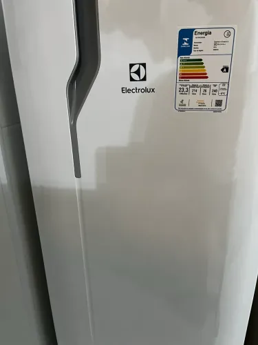 Geladeira Electrolux RE31