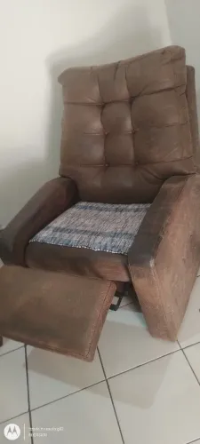 Vendo poltrona Reclinável