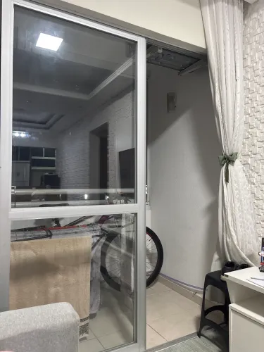 Porta deslizante sacada