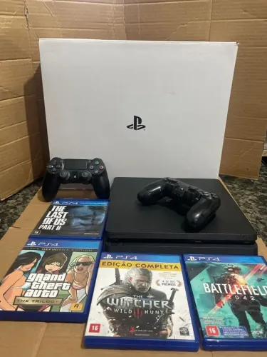 Console play 4