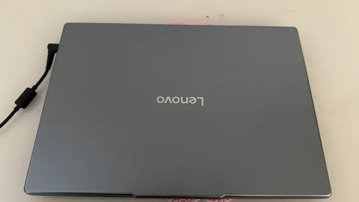 Notebook Lenovo IDEAPAD SLIM 3 - Core i5 13 Geração - SSD 512 - MUITO NOVO