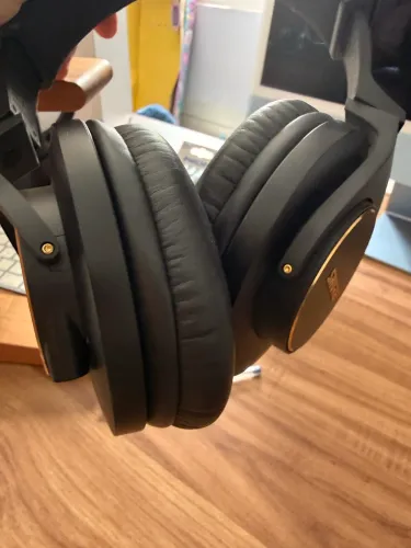 Fone Shure SRH840A