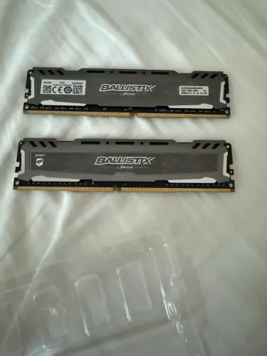 Memória DDR4 Crucial Ballistix Sport LT 16GB (2x8GB)