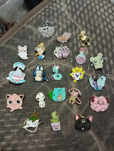 Pins diversos - Anime e Disney
