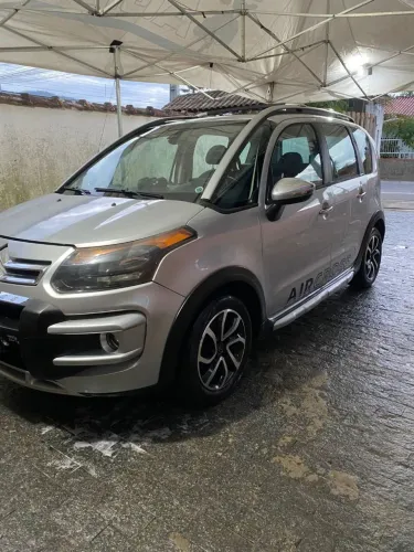 Citroen Aircross Exclusive 1.6 Flex 16V 5P Mec. 2011
