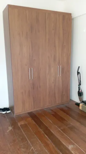 Armário 4 portas 