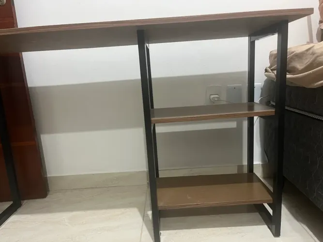 Escrivaninha nova