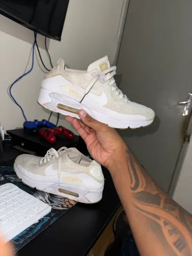Air Max 90