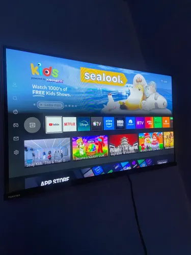 SMART TV 32 TOSHIBA COMPLETA COM COMANDOS DE VOZ FUNCIONAIS