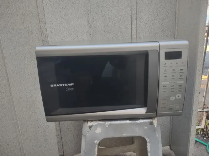 VENDE-SE MICROONDAS BRASTEMP INOX 21 LITROS ?