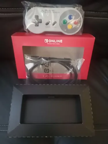 Controle Nintendo Switch Online original (Usado só para teste)