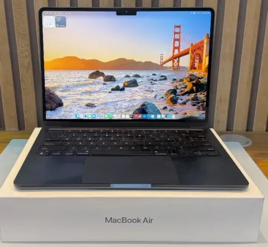 Apple MacBook Air A2681 M2 Bateria 92% De Saúde