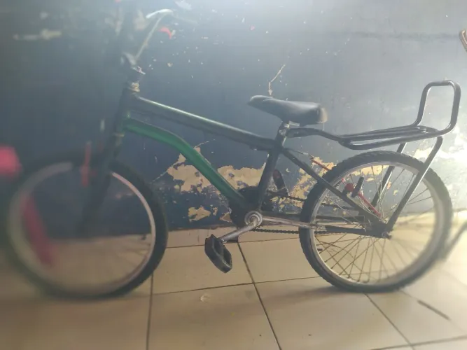 Vende-se bicicleta hostoun aro 20