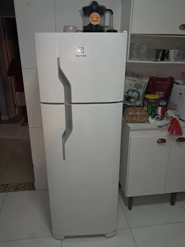 Geladeira eletrolux