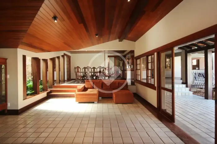 CASA RESIDENCIAL/COMERCIAL A VENDA NO BAIRRO BELVEDERE codigo: 341595