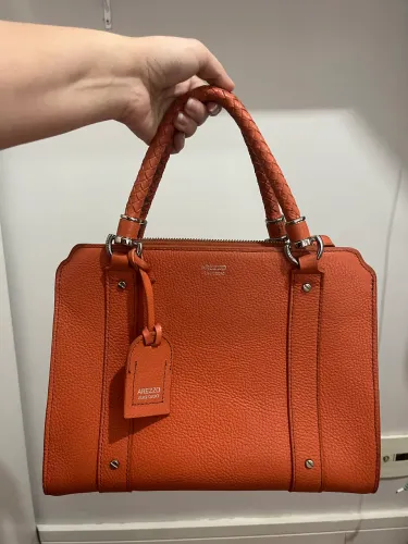 Bolsa de Couro Arezzo
