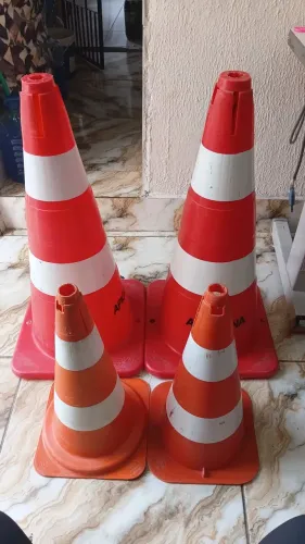Cone de sinalização 